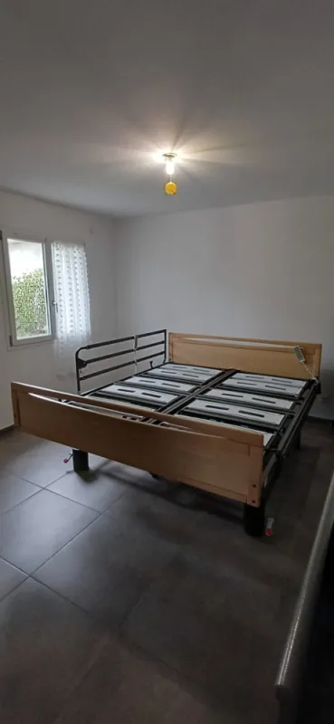 Lit médicalisé 180cm double sommier